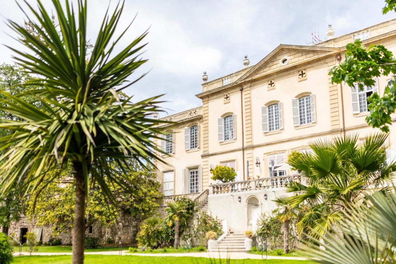 Chateau De Collias Luaran gambar