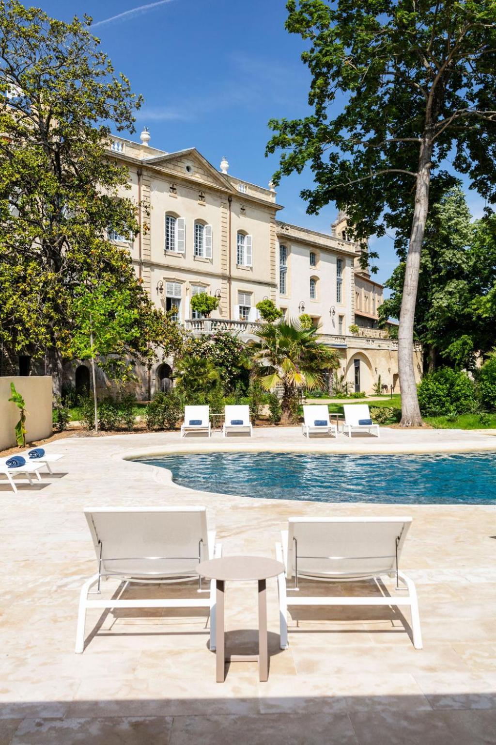 Chateau De Collias Luaran gambar